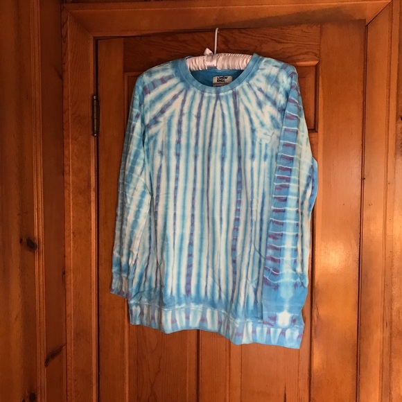 Lands' End Tops - NWOT  Lands' End Blue and Purple Tie Dye Sweatshirt Cozy Style, Size Large